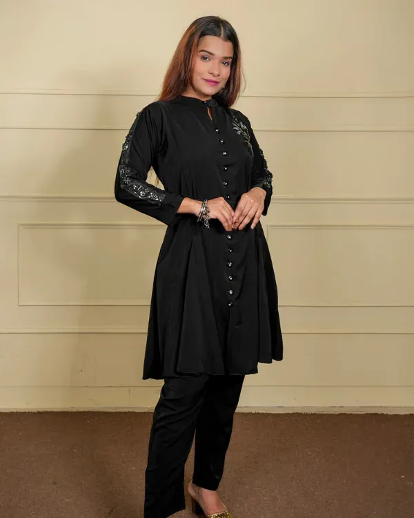 Black_Embroidered_Kurta_Set_With_Trousers_For_Women