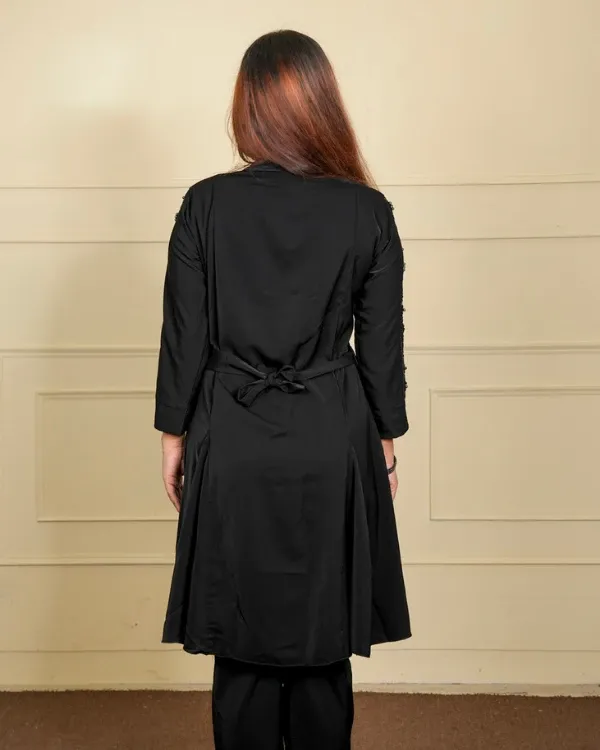Black_Embroidered_Kurta_Set_With_Trousers_For_Women
