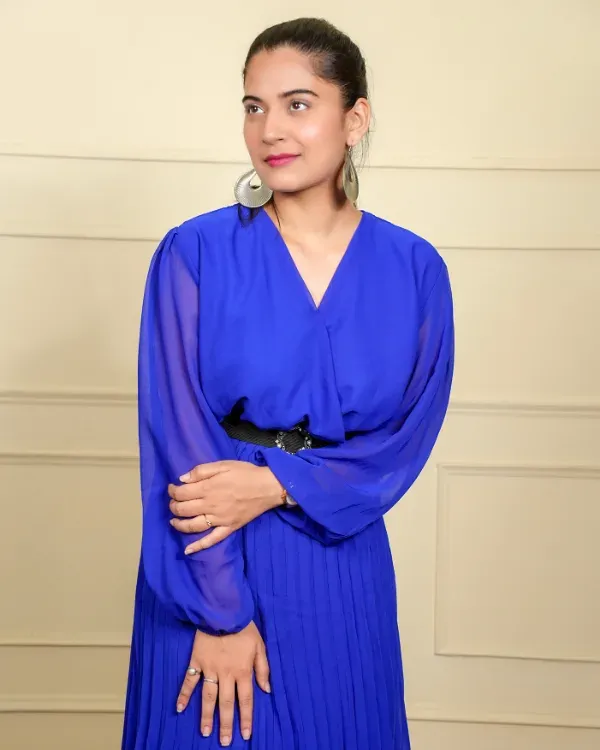 Royal_Blue_Elegant_Royal_Pleated_Midi_Dress_For_Women