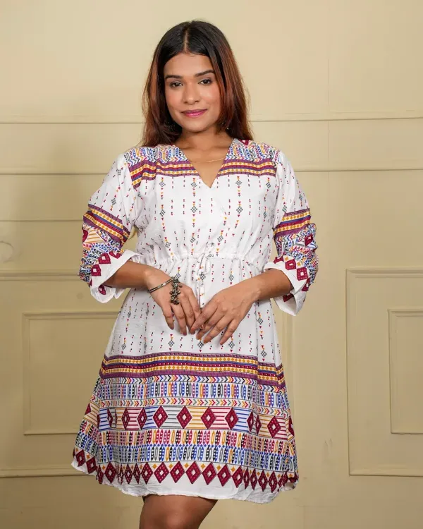 Multicolor_Solid_Cream_Straight_Kurti_With_Subtle_Embroidery_For_Women