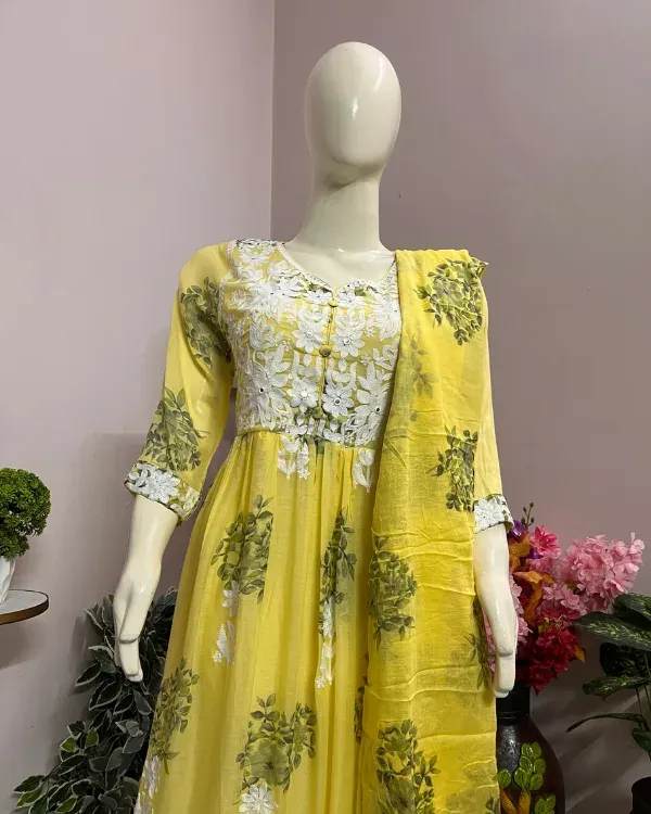 Yellow_Printed_Embroidered_Kurta_Set_With_Matching_Dupatta_For_Women