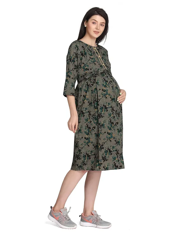 Red_Cotton_Rayon_Printed_Nursing_Dress_For_With_Zipper_For_Pre_&_Post_Pregnancy_Easy_Breastfeeding_For_Women