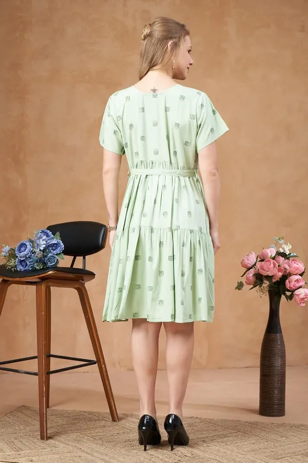 Pista_Green_Woven_Short_Flutter_Sleeves_Gemotrical_Printed_Maternity_Dress_With_Pocket_&_Concealed_Zipper_For_Women
