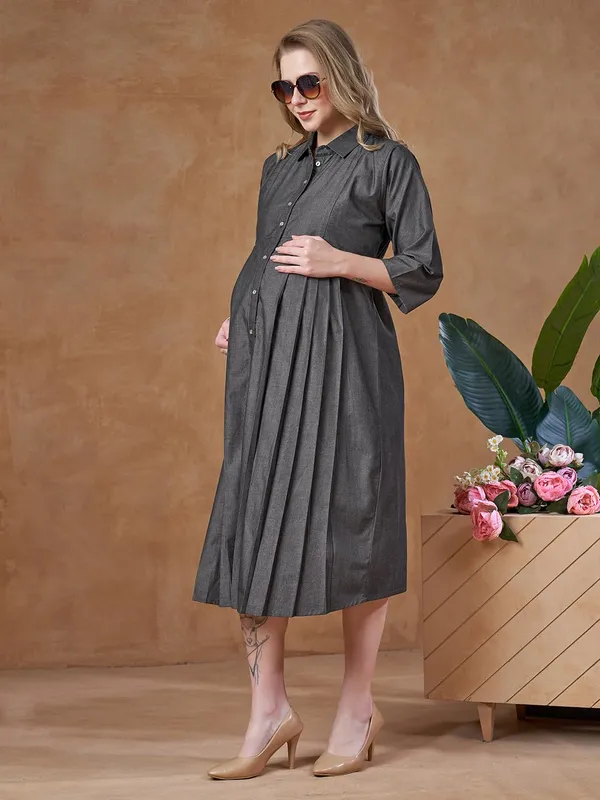Charcoal_Grey_Maternity_Denim_Look_Cotton_Dress_Soft_Breathable_Flexible_Solid_Color_For_Everyday_&_Semi_Casual_Wear_For_Women
