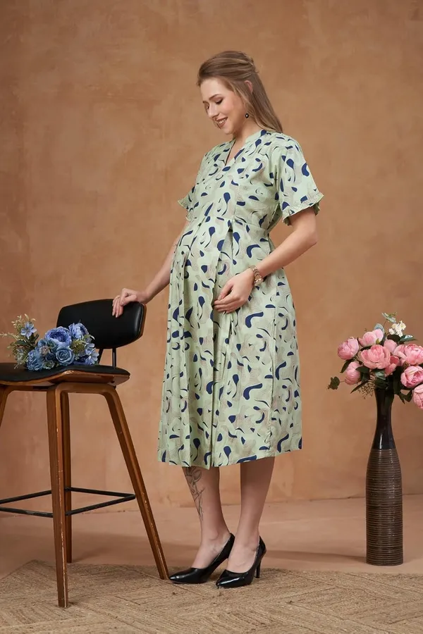 Pista_Green_Woven_Short_Flutter_Sleeves_Gemotrical_Printed_Maternity_Dress_With_Pocket_&_Concealed_Zipper_For_Women