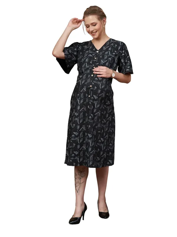 Woven_Short_Puffed_Sleeves_Gemotrical_Printed_Maternity_Dress_with_Pocket_&_Concealed_Zipper