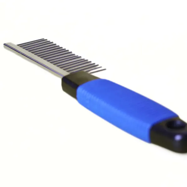 Blue_And_Black_Stainless_Steel_Dogs_And_Cats_Grooming_Comb