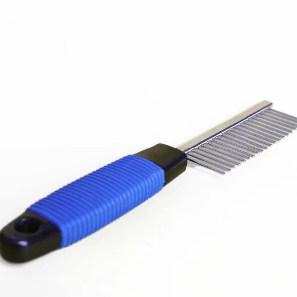 Blue_And_Black_Stainless_Steel_Dogs_And_Cats_Grooming_Comb