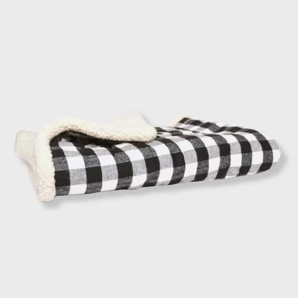 Black_And_White_Warm_Comfortable_Pet_Blanket