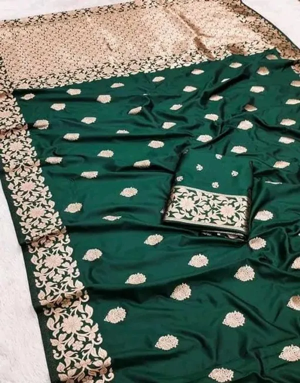 Green_Elegant_Saree_With_Embroidered_Border_With_Blouse_Piece_For_Women