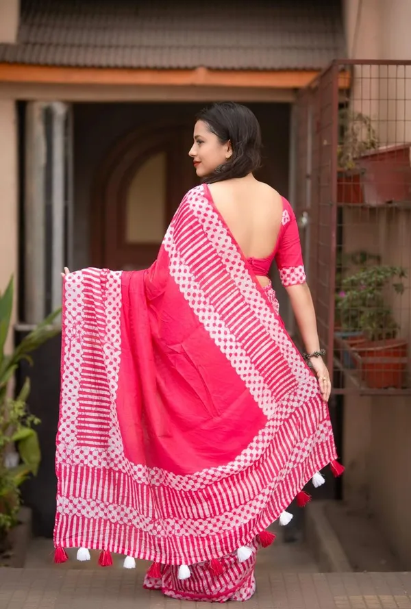 Pink_Bandhani_Print_Cotton_Saree_With_Border_For_Women