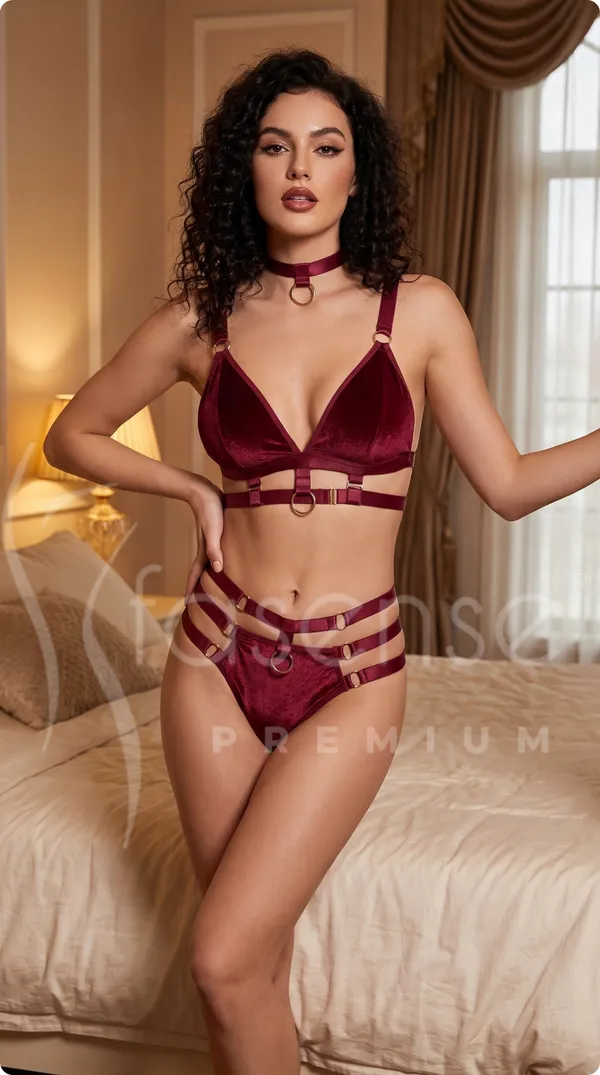 Elegant_Maroon_Babydoll_Lingerie_Set