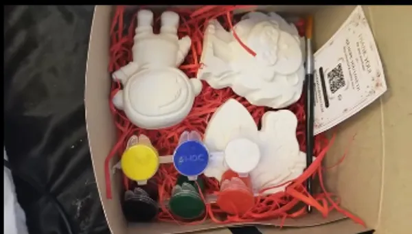 DIY_Plaster_Painting_Kit_Gift_Hampers_For_Kids_by_Aurahampers.co.in_(GIfting)_-_Return_Birthday_GIft_