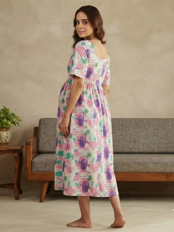 Blossom_Whimsy_Printed_Maternity_Midi_Dress