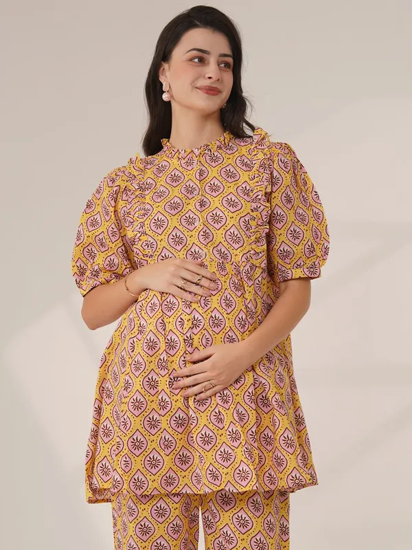 Yellow_&_Pink_Sunkissed_Bloom_Maternity_Co-Ord_Set