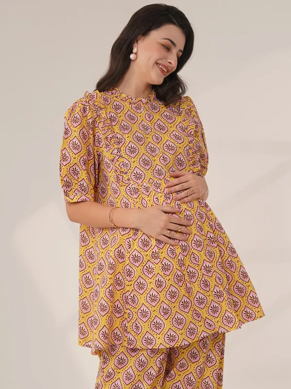 Yellow_&_Pink_Sunkissed_Bloom_Maternity_Co-Ord_Set