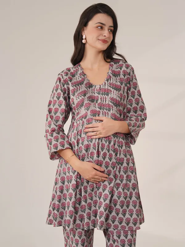 Rose_Gulab_Garden_Maternity_Co-Ord_Set
