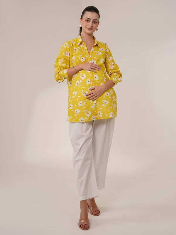 Yellow_&_White_Sunny_Floral_Maternity_Shirt_&_Pant_Set