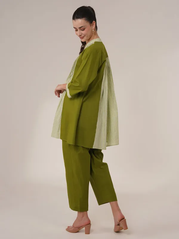 Olive_Green_Striped_Maternity_Kurta_&_Pant_Set
