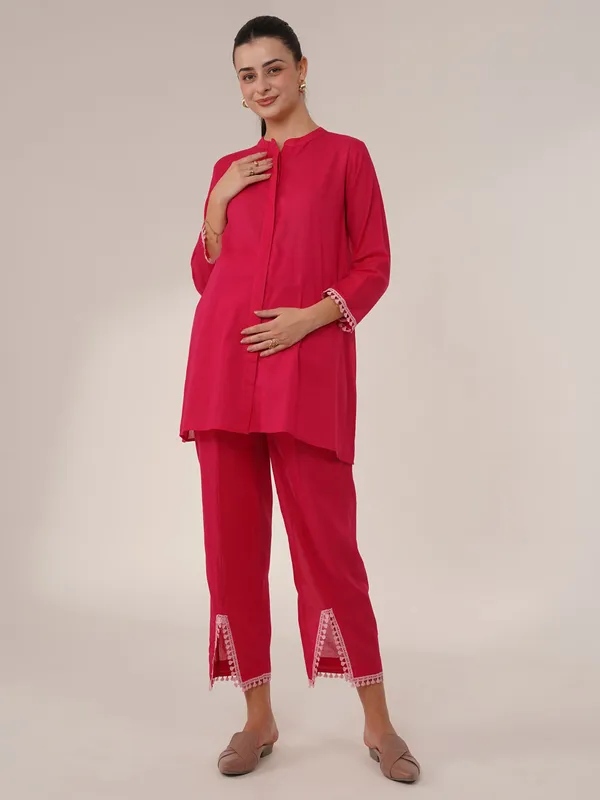 Rose_Radiance_Maternity_Co-Ord_Set_Solid_Pink_With_Lace_Detailing