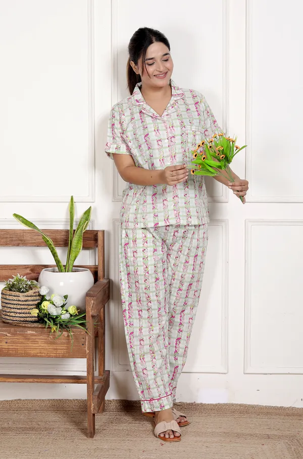 Multicolour_Cotton_Soft_&_Breathable_Printed_Short_Sleeve_Night_Suit_Set_For_Women_&_Girls