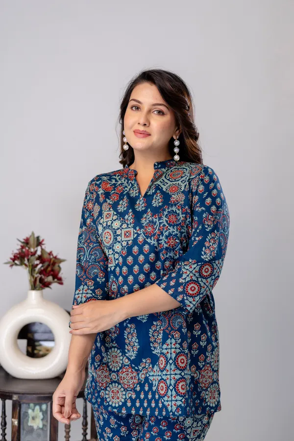 Printed_Pure_Cotton_Kurta_&_Trousers_For_Women