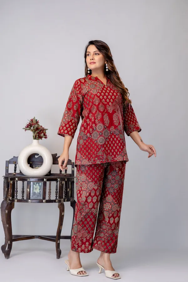 Printed_Pure_Cotton_Kurta_&_Trousers_For_Women