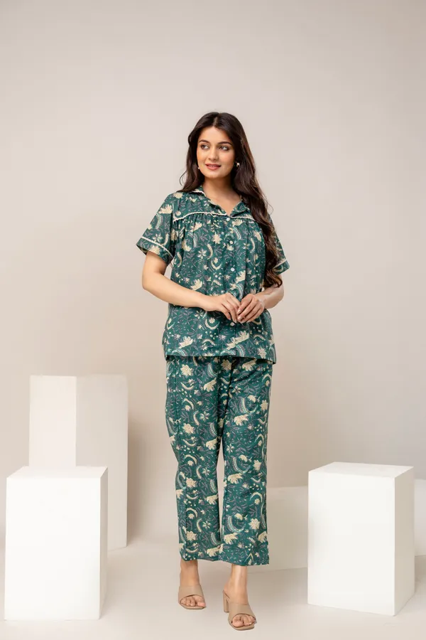 Printed_Pure_Cotton_Collar_Neck_Shirt_With_Trousers_For_Women