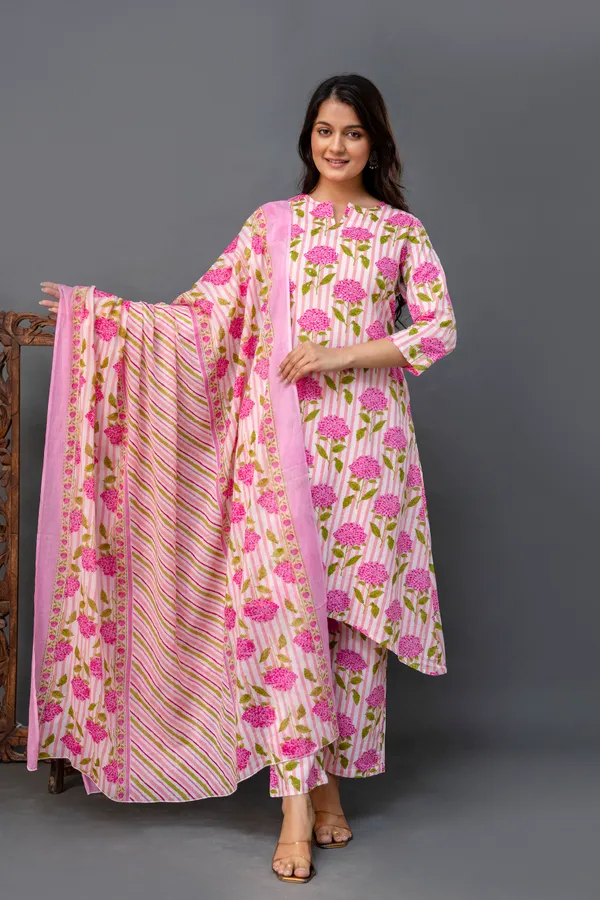 Pink_Pure_Jaipuri_Cotton_Floral_Printed_Neck_Design_Kurta_Set__For_Women_&_Girls