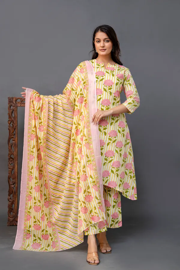 Yellow_Pure_Jaipuri_Cotton_Floral_Printed_Neck_Design_Kurta_Set__For_Women_&_Girls