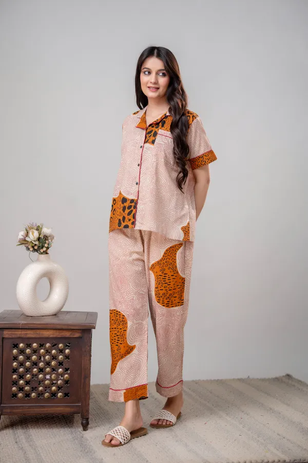 ANIMAL_PRINTED_PURE_COTTON_NIGHT_SUIT_FOR_WOMEN