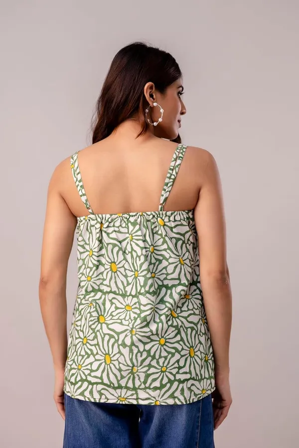 Green_Floral_Printed_Comfortable_&_Breathable_Tunic_Top_For_Women_&_Girls