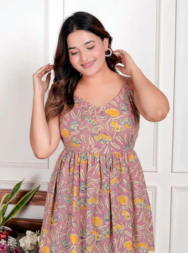 Pink_Floral_Printed_Sleeveless_Tunic_Top_With_Straps_For_Girls_&_Women