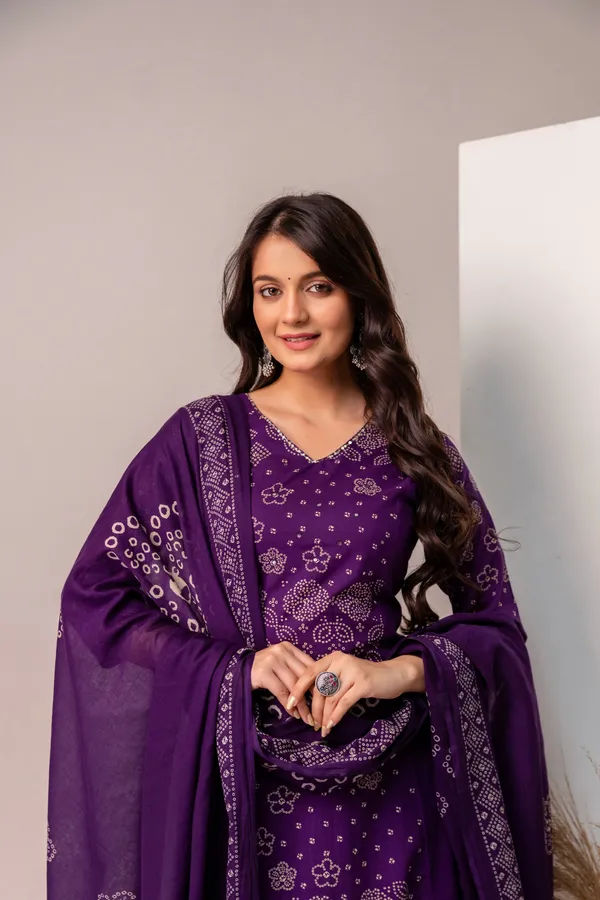 ANNA_MONNA_Ethnic_Bandhej_Printed_Cotton_V-Neck_Kurta_Trouser_Set_with_Mirror_Work_&_Dupatta