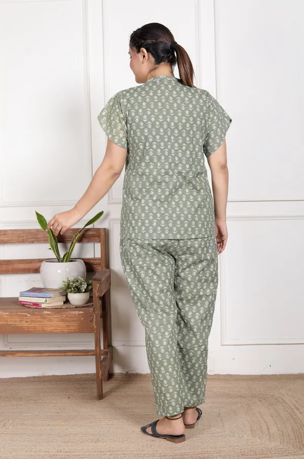 Olive_Green_Cotton_Soft_&_Breathable_Printed_Short_Sleeve_Night_Suit_Set_For_Women_&_Girls