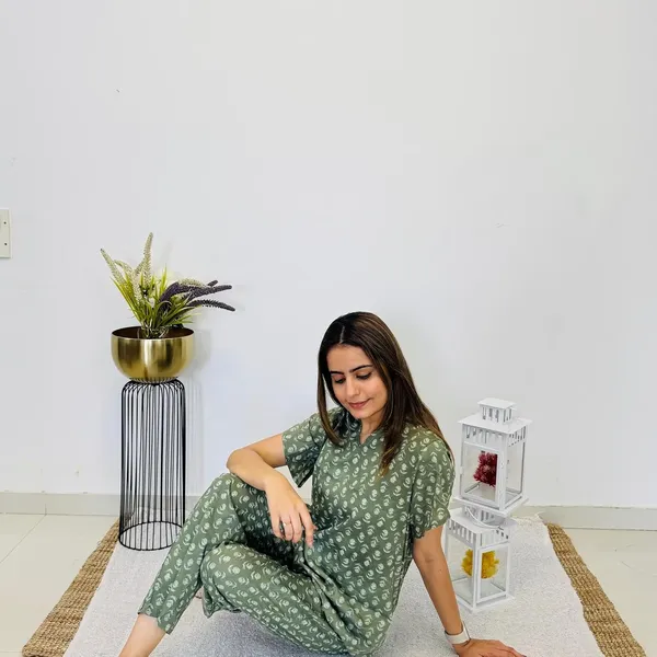 Light_Green_Cotton_Premium_Co-Ord_Night_Suit_Set_For_Women