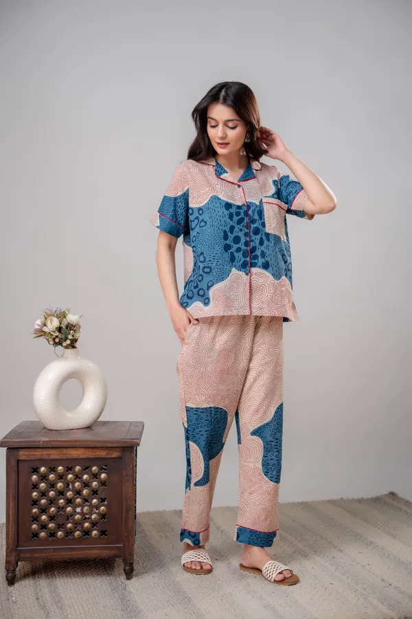 ANIMAL_PRINTED_PURE_COTTON_NIGHT_SUIT_FOR_WOMEN
