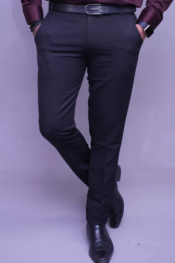 Black_Regular_Fit_Solid_Flat_Trousers_For_Men