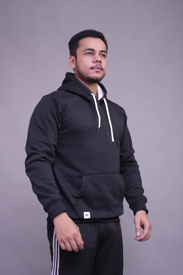 Black_Relaxed_Fit_Hoodie_For_Men