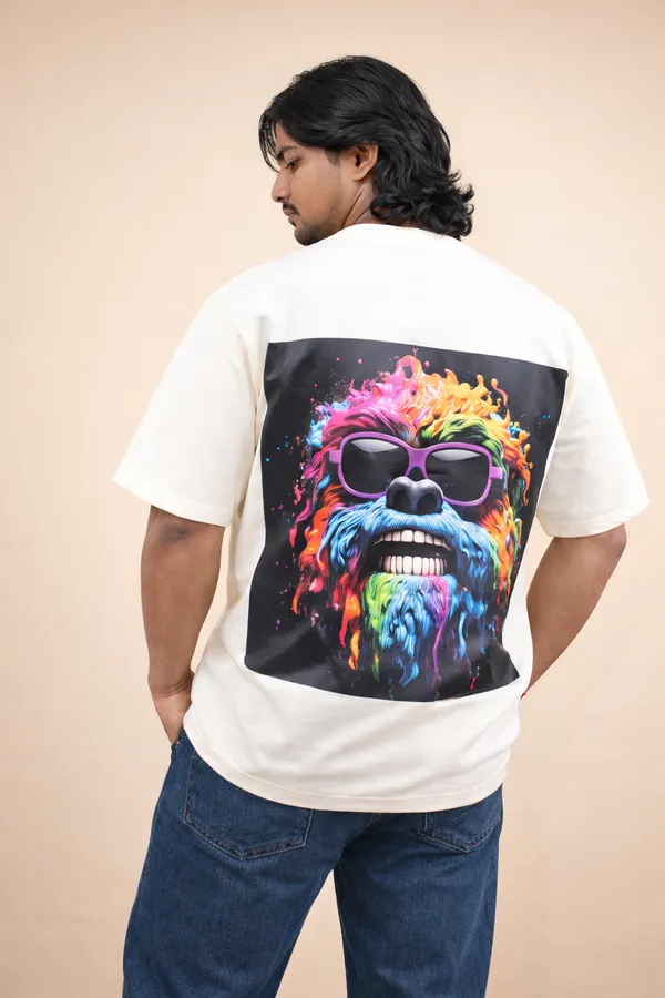 Unleash_Your_Bold_Style_with_the_Vibrant_Rainbow_Gorilla_Graphic_Tee