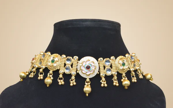 Golden_Brass_Necklace_with_Earring_(Bridal_Set)_For_Women