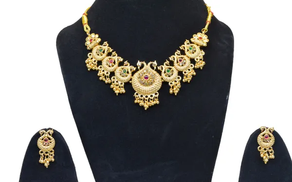 Golden_Brass_Necklace_with_Earring_(Bridal_Set)_For_Women