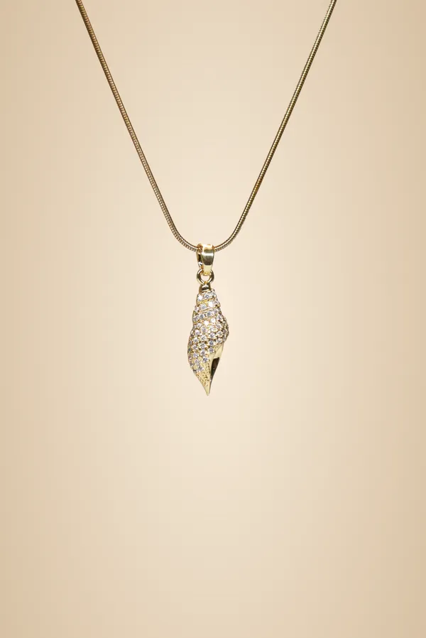 Golden_Brass_Pendant_For_Women