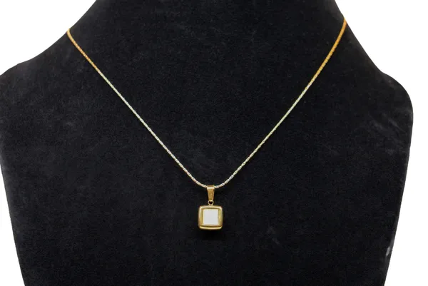 Golden_Brass_Pendant_For_Women