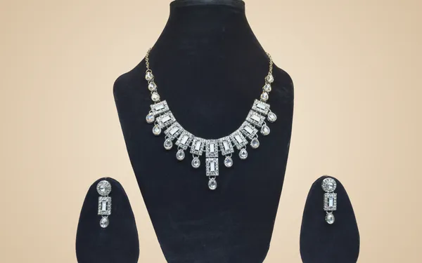 Silver_Brass_Necklace_with_Earring_For_Women