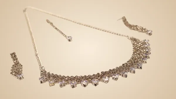 Silver_Brass_Necklace_with_Earring_&__Maang_Tikka_For_Women