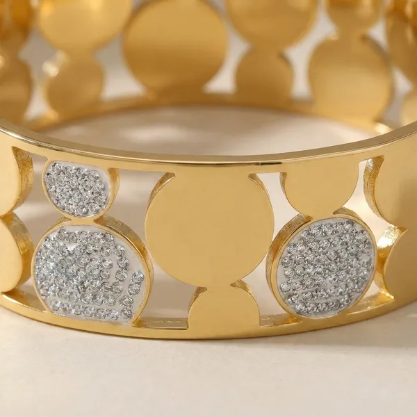Golden_Brass_Bracelet_For_Women