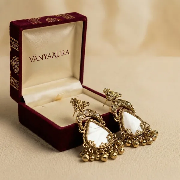 Golden_Brass_Earring_For_Women