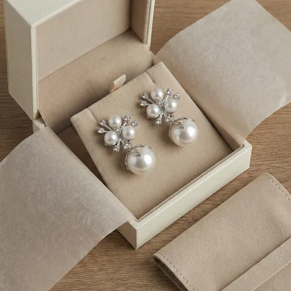 Silver_Brass_Earring_For_Women