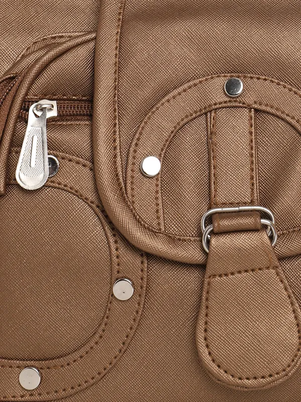 Brown_Stylish_Handbag_leather_look_Shoulder_Bag_With_Multiple_Compartments